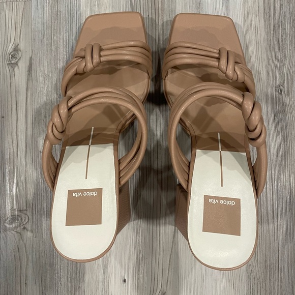Dolce Vita Shoes - NWOT Dolce Vita Tan Knot Heels Size 9 with 4” heel